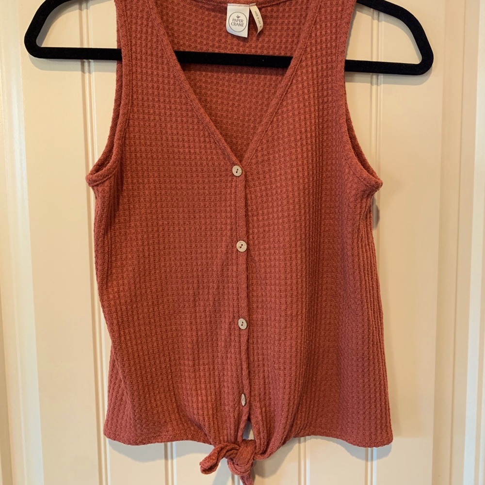 Tank With Tie